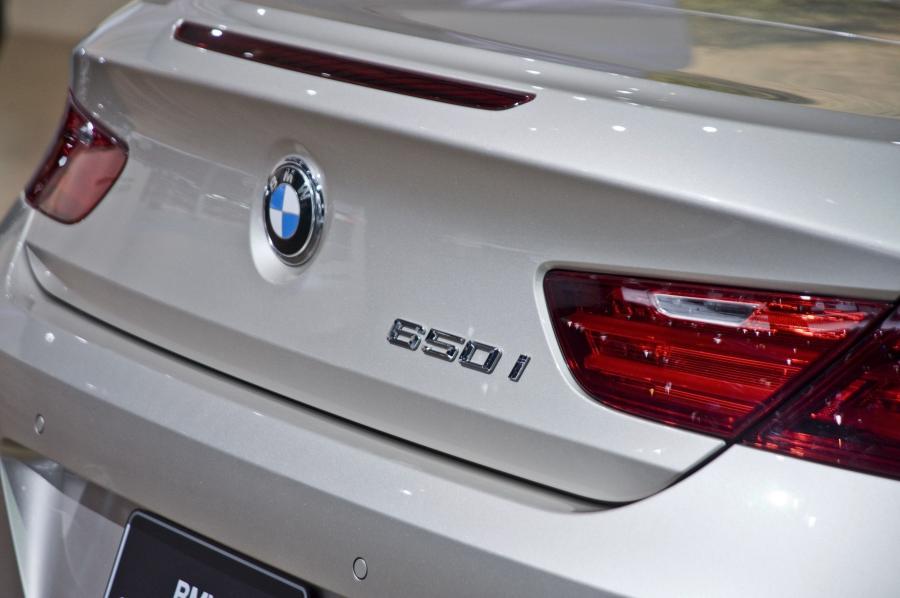  BMW 6-Series Convertible 2011 года  (фото 319 из 320)
